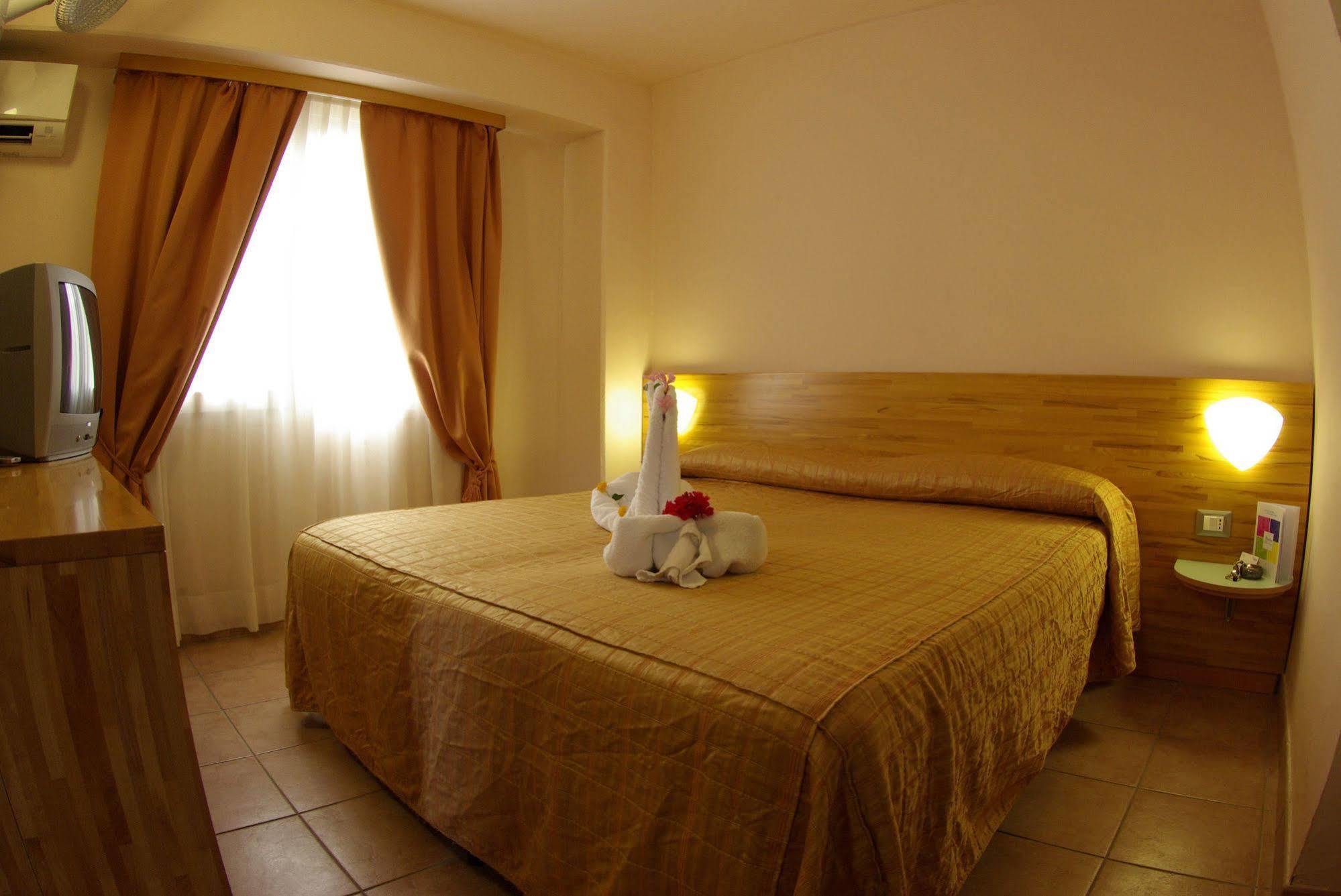 Villaggio Albatros Resort Lesina Exterior photo